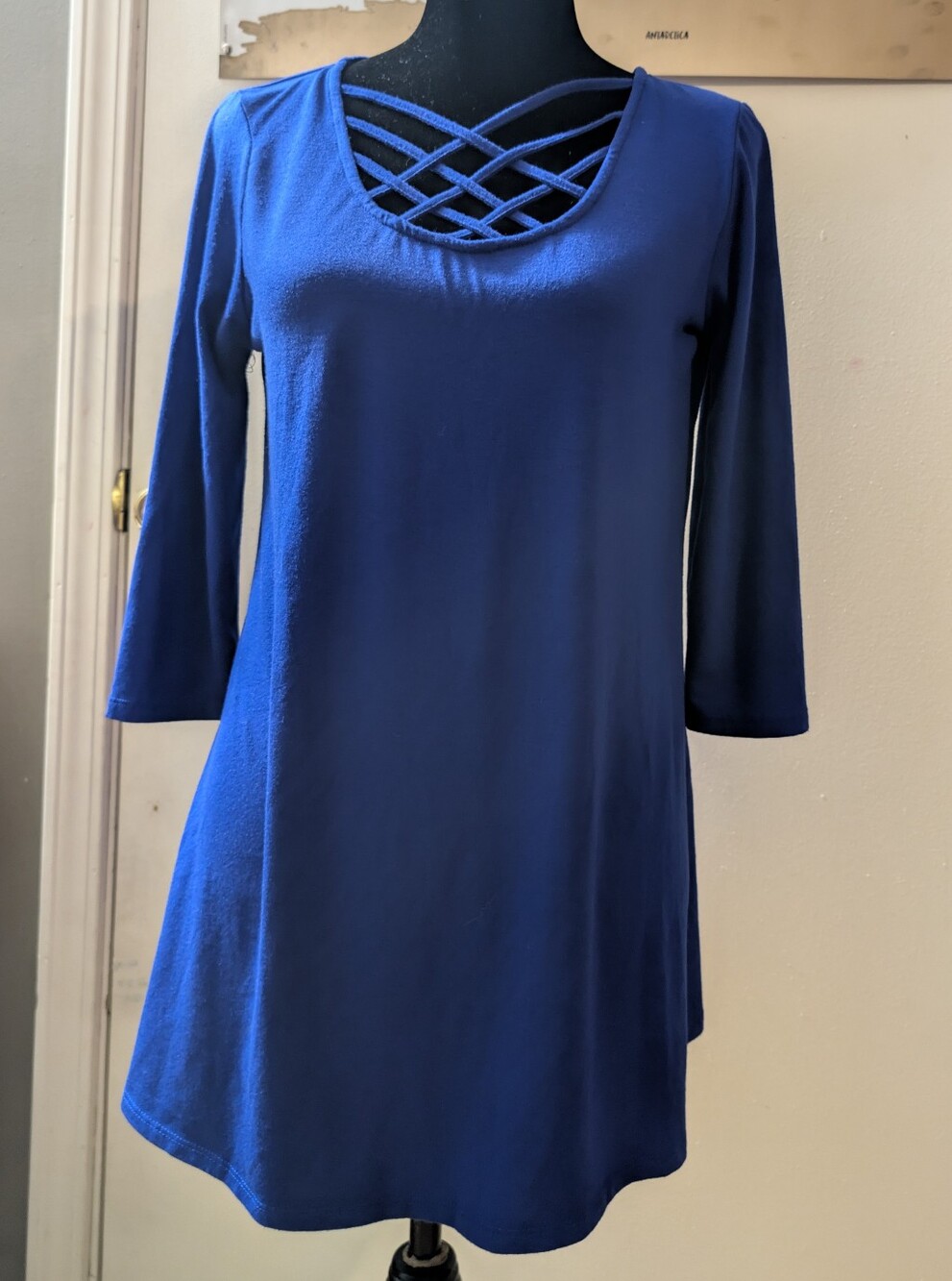 Shiela Rose Royal Blue Lattice Criss-Cross 3/4 Sleeve Shirt Size L
